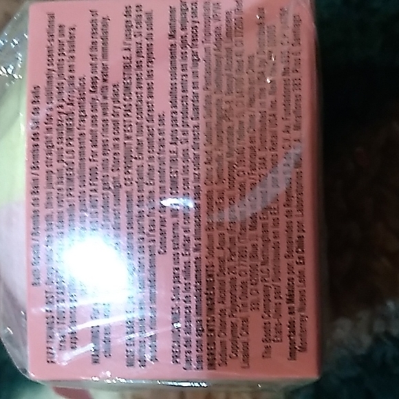 (3/$15) Soap & Glory Bath Bomb - Picture 2 of 4